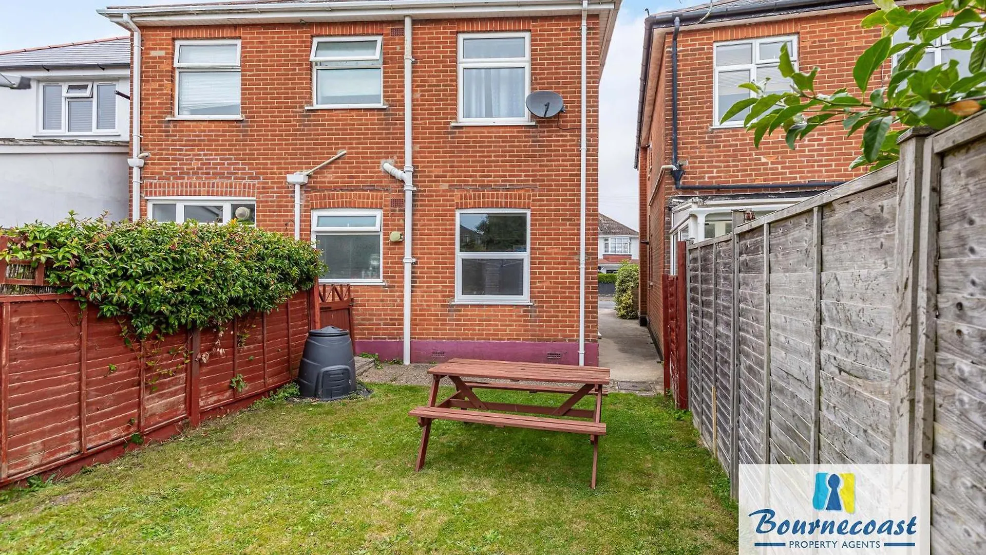 Bournecoast: Pet Friendly Flat With Garden - Fm667 Apartman Bournemouth